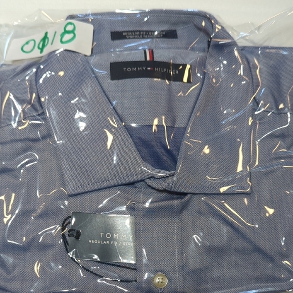 Tommy Hilfiger Light Blue Dress Shirt - Picture 12 of 12